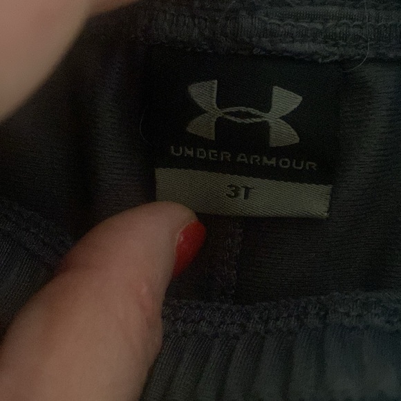 Boys UA joggers - Picture 3 of 3